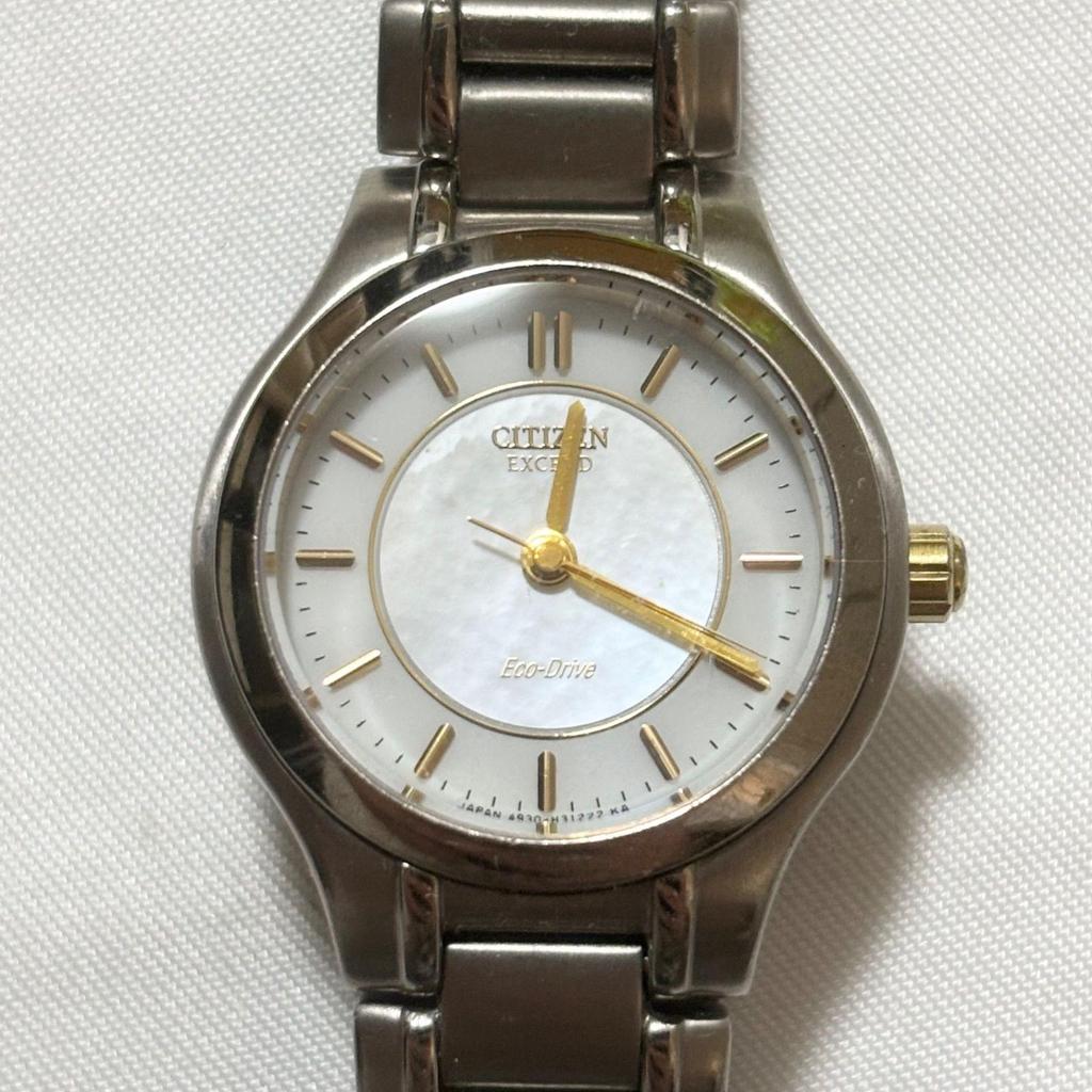 Used [Free Shipping] CITIZEN EXCEED Radio Wave Solar Watch, Shell x Silver, Minor Movement, Working Condition, Used Item
