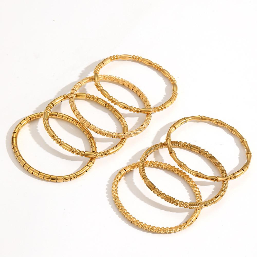 Retro Stainless Steel Bracelet For Ladies With Electroplated Finish For Casual Wear