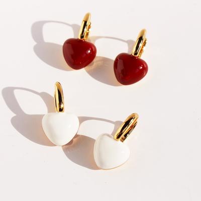 Birthday New Year'S Red Enamel Love Earrings Women'S Retro Elegant White Double-Sided Peach Heart Commuter Ear Buckles 382
