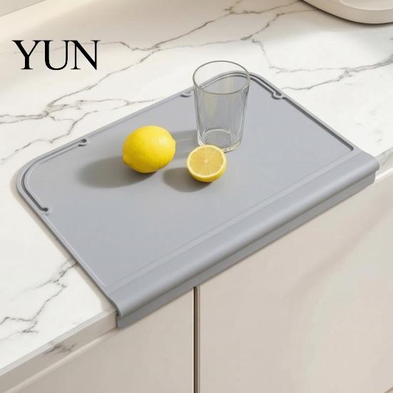 Easy Clean Dining Mat Silicone Placemat for Toddlers, Non-Slip Food Grade Baby Eating Mat, Countertop Protective Pad Table with Safety Edge, Foldable