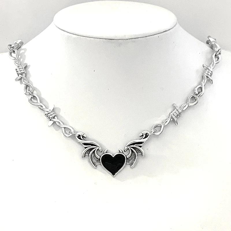 Aesthetic Goth Devil Heart Barbed Wire Choker Necklace Punk Hip Hop Daily Jewelry Y2K Vampire Little Thorns Chain Choker Gift