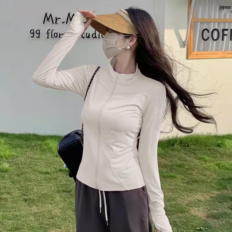 OEING Women s Slim-Fit Lightweight Top L