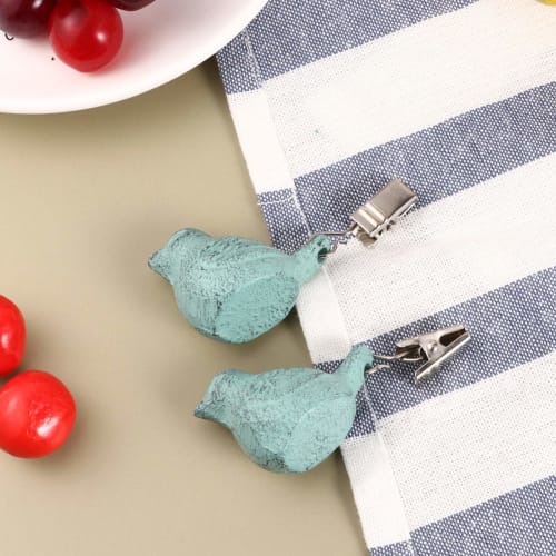 Cabilock Clip Hanger Tablecloth Weights Pendant Tablecloth Weight Kit with Birds for Outdoor Garden Parties and Picnics, 4-Piece Set