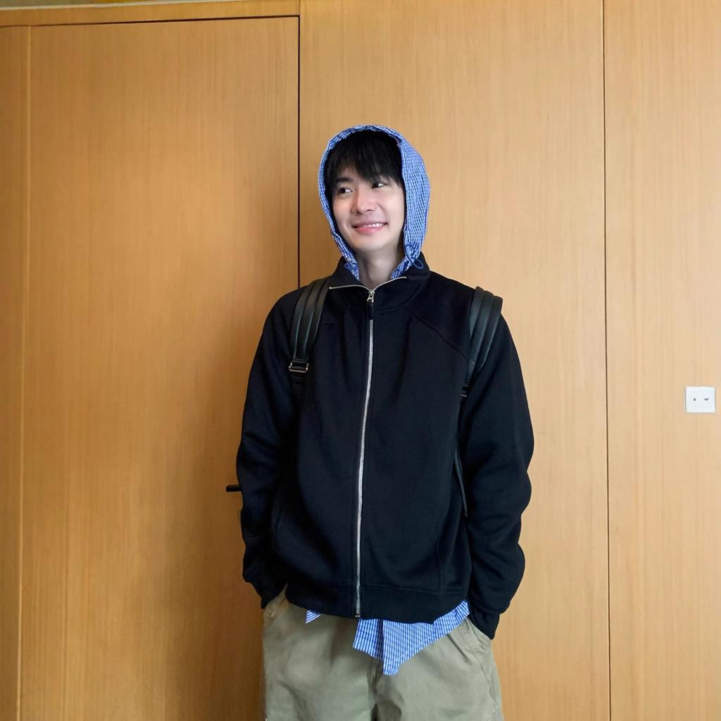 Splicing Silhouette Stand-up Neck Sweater Jacket Men's and Women's Short Casual Zipper Top