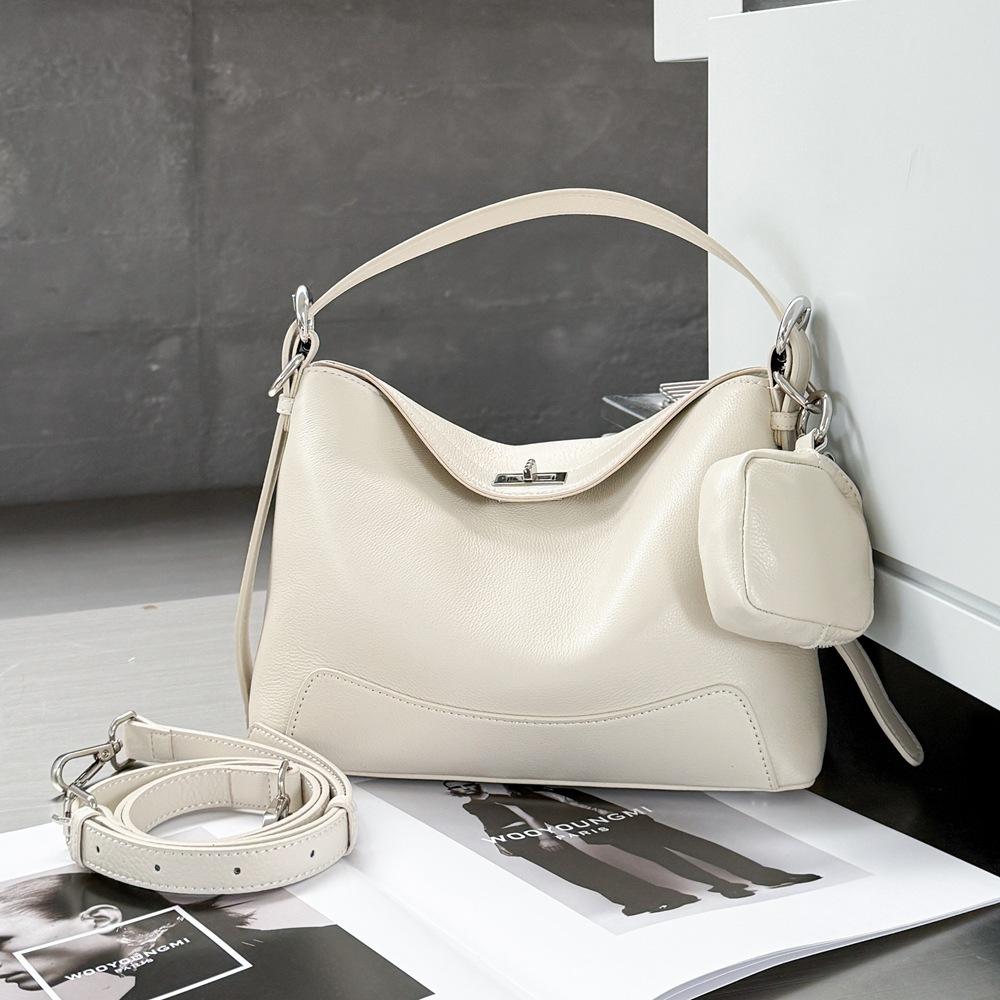 Natürlicher Herbst Erste Schicht Rindsleder Achseltasche Hohes Gefühl Vielseitige Handtasche Trendige Leder Damen Tasche Kostenlose Tasche