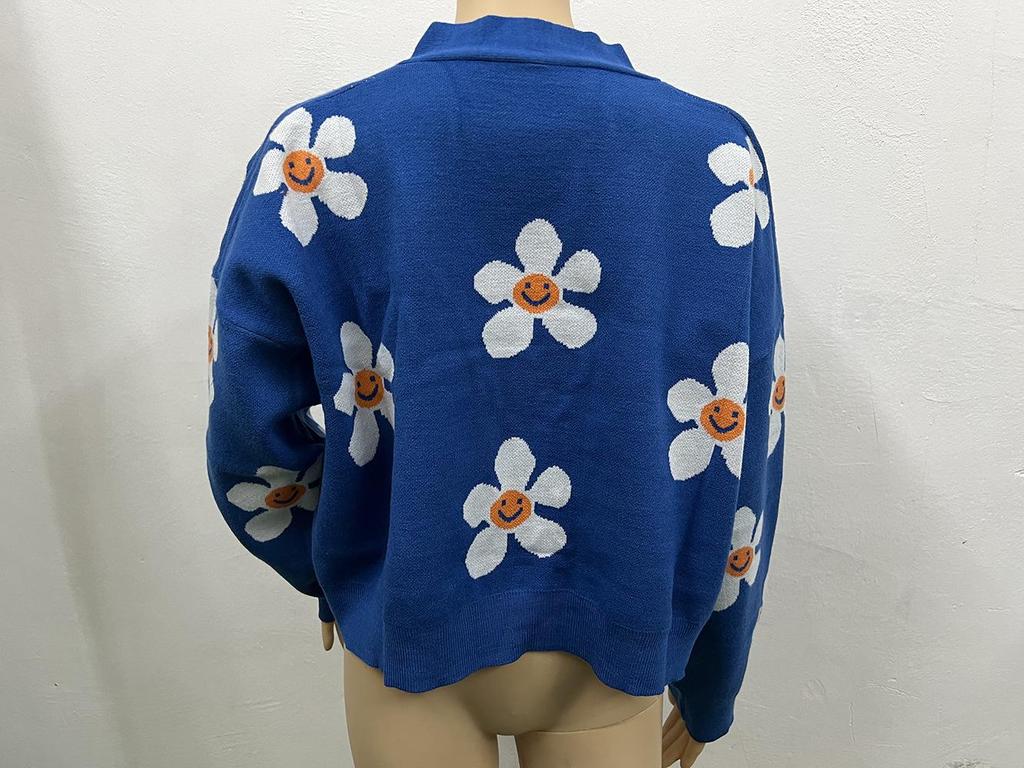 2022 Autumn/Winter Floral Knit V-Neck Cardigan Sweater for Women