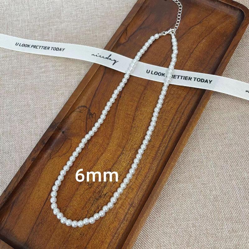 Luxury-like Imitation Pearl Necklace for Women, A High-end and Fashionable Collar Chain Neckpiece.