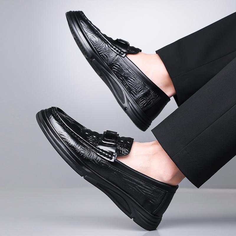 Fashion Mens Wedding Dress Flats 2025 New Party Fashion Walking Shoes Luxury Men Penny Loafers Leather Slip On Casual Business Shoes