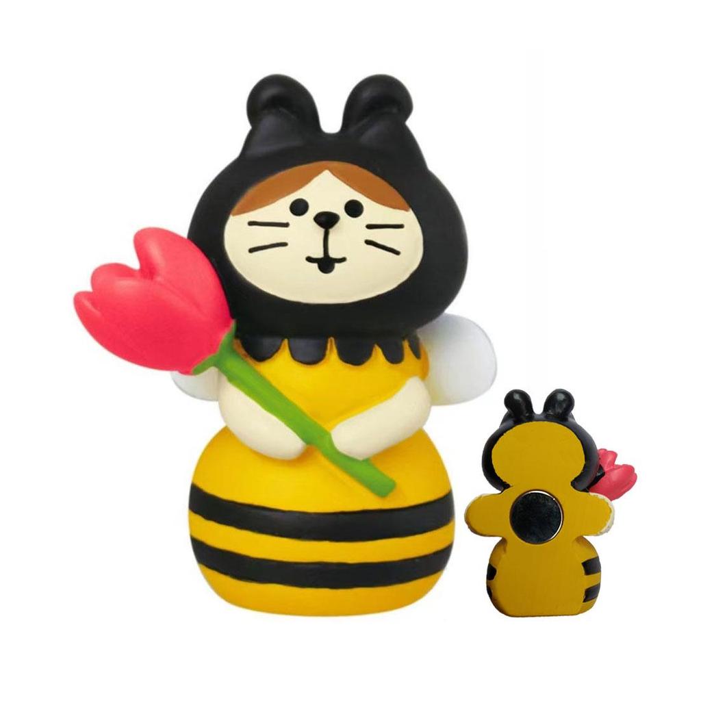 Japanese Cat Magnet: Cute Resin Sticker & Message Clip Toy for Refrigerator Decor
