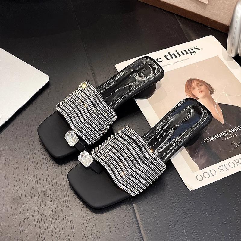 Silver rhinestone high-heeled slippers for women's summer wear new temperament high-end thick-heeled square head cover toe cool slippers