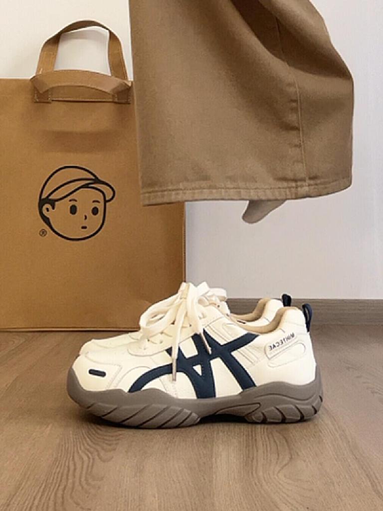 Damen-Leder-Sneaker aus Rindsleder mit dicker Sohle, höhenverstellende Freizeitsport-Schuhe, Herbst/Winter Kollektion 2025