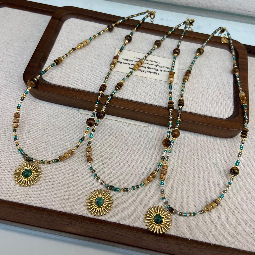 Sunflower Natural Stone Beaded Necklace Women'S Niche Light Luxury Collarbone Chain Temperament Stacking Wear