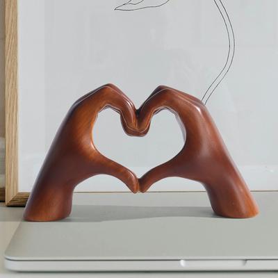Imitation Wood Grain Love Gesture Sculpture Resin Craft Ornament for Home, Bedroom, Living Room and Entryway Desktop Decoration