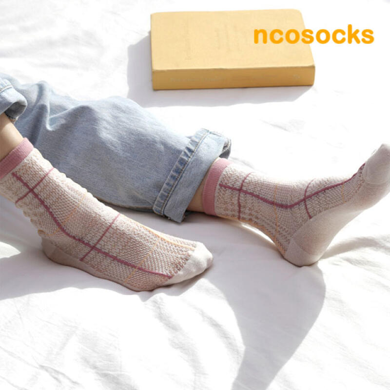 Lightweight mesh check socks set of 4 pink