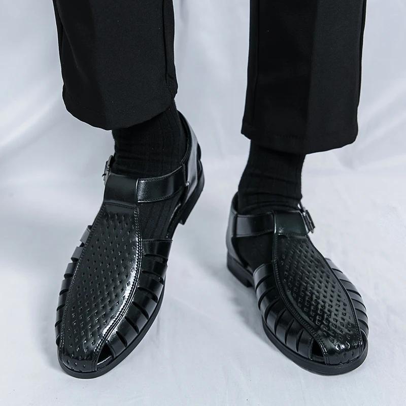 Italian Casual Leather Soft Bottom Sandals Summer Breathable Casual Outdoor Shoe Man Hand Flat Designer Hollow Out Walking Shoes