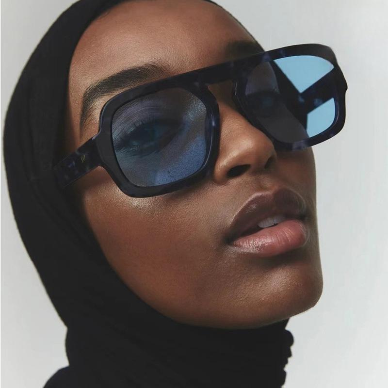 Retro Square Sunglasses Women Fashion Gradient Shades Men Punk Sunglasses Trending Outdoor Casual Sun Glasses Uv400