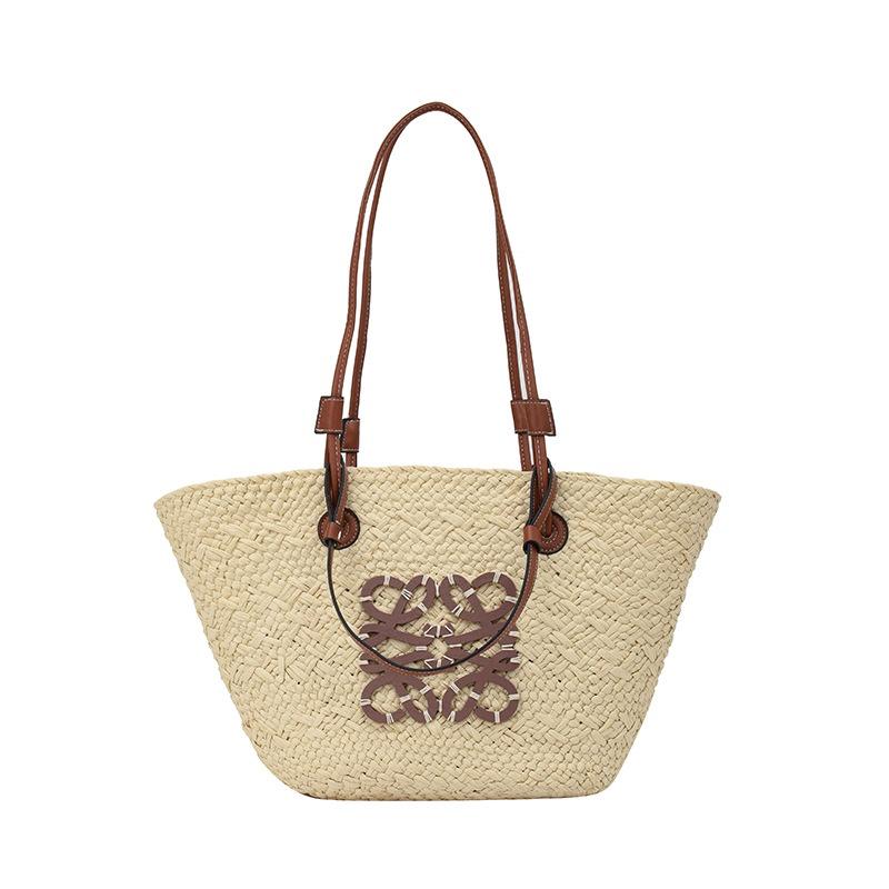 Trendy Wicker Bag Handcrafted Straw Bag Casual Travel Shoulder Bag Medium Size Beign