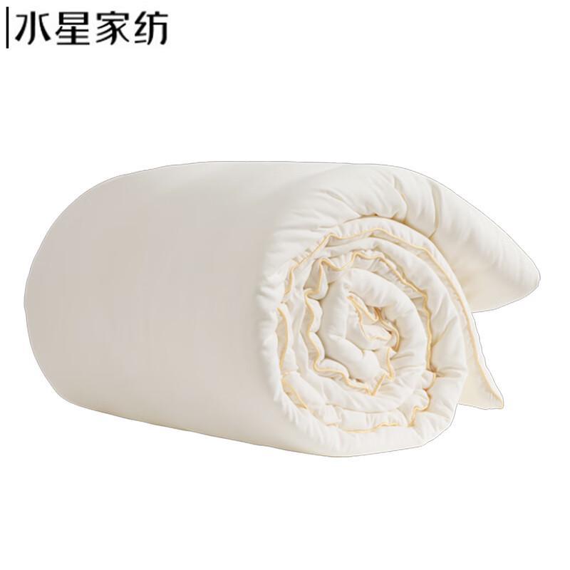 

Mercury Home Textiles Corn Fiber All-Season Quilt