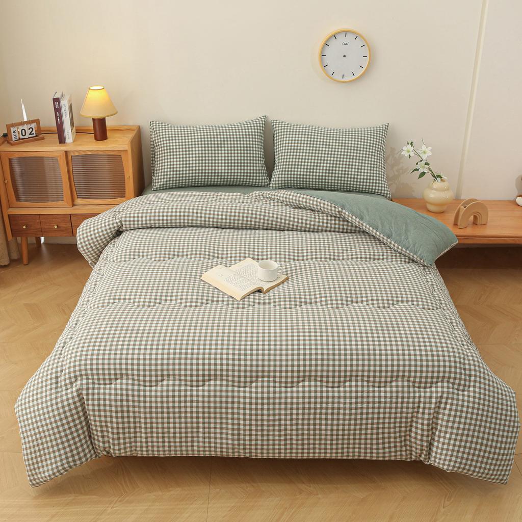 Cheap Thicken Polyester Quilts Beddings Stripes Warm Super Soft Comforter Core Bed Sheets Blankets for Winter