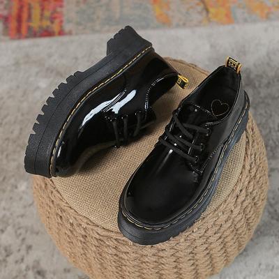 Damen Herbst- und Winter neue kleine Lederschuhe mit dicker Sohle kleine schwarze Derby Einzelschuhe Lederschuhe