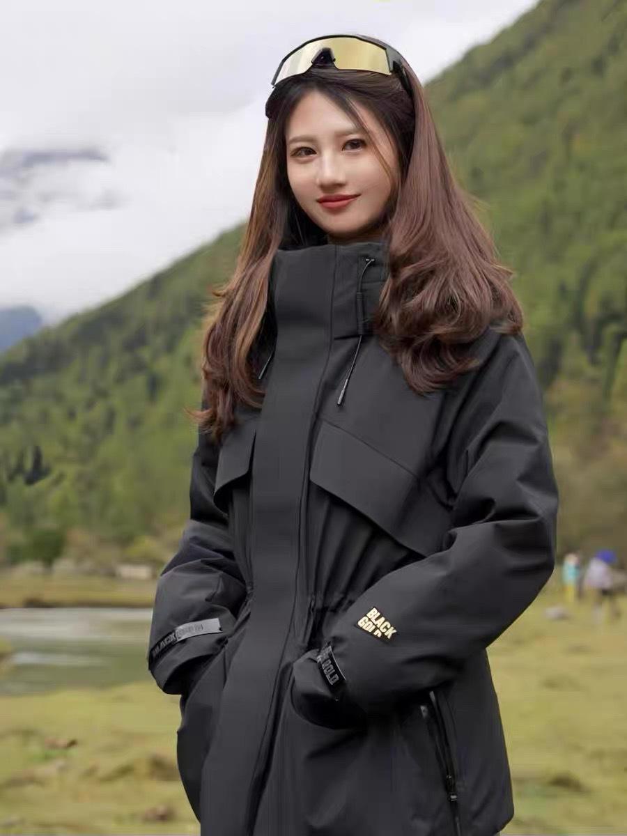 

Межсезонный ажиотаж: Женский пуховик-ветровка 4.0, приталенный, короткий, зимний S [70-105 lbs]