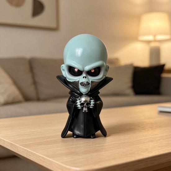 Alien Sculpture Horror Resin Alien Statue Collectible Ornaments for Home Office Bookshelf Indoor Outdoor Patio Lawn Yard Decor