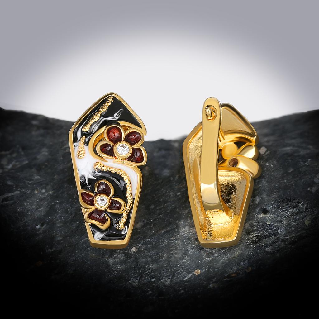 Retro Style Palace-Style Women'S Earrings, Gold Flowers Inlaid With Zircon Temperament, Geometric Stud Earrings.
