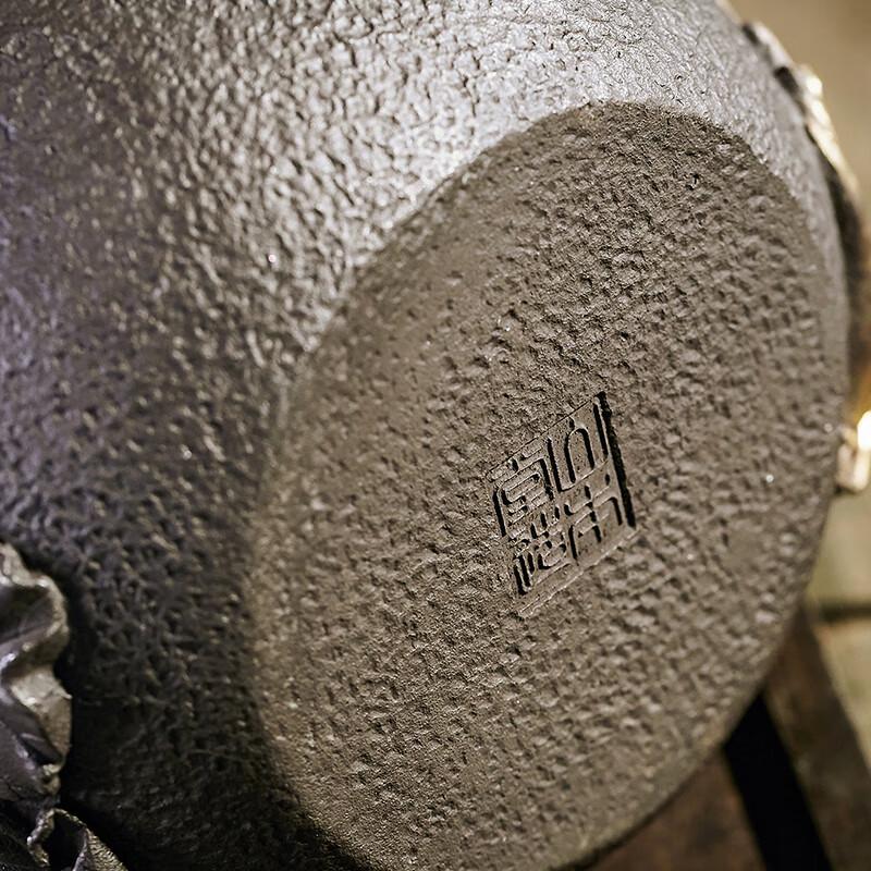 Yamamotodo Handmade Japanese Sand Iron Teapot