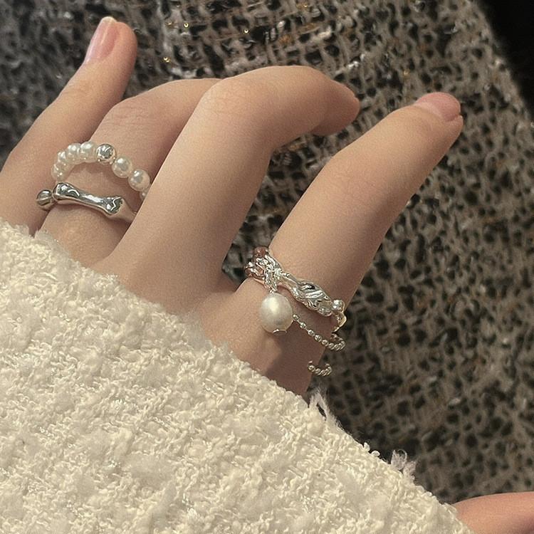 Exquisite Pearl Inspired Lightweight Luxury Double Layer Pendant Ring For Women In Various Colors