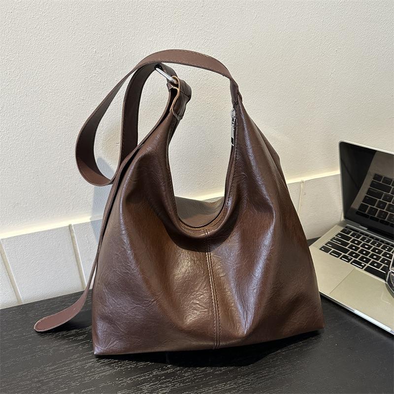 Popular Fashion Korean Version of Versatile Shoulder Underarm Bag Commuter Texture Solid Color Handbag Tote Bag Women