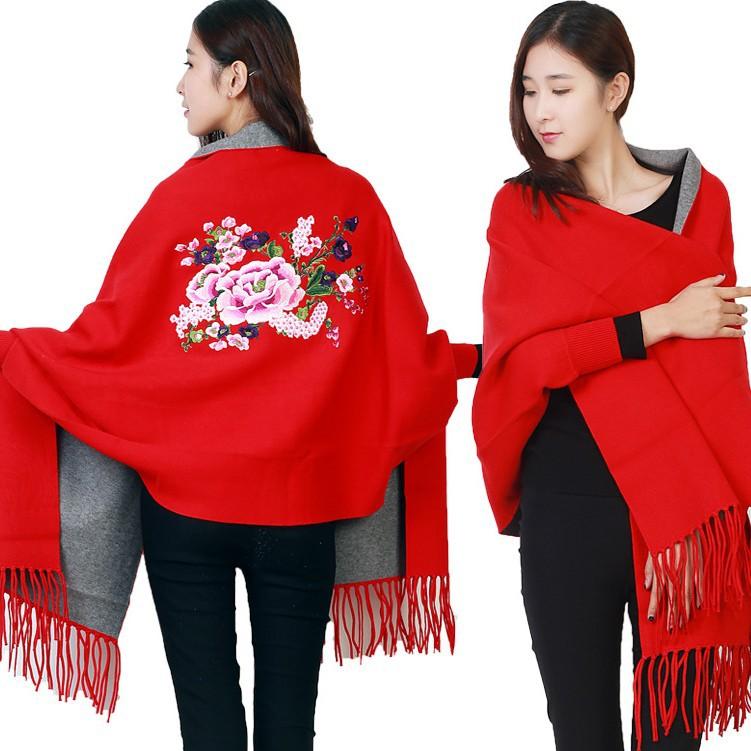 

Peony cashmere large shawl coat for women with sleeves, knitted embroidered scarf, dual-use for spring, autumn, and winter, cape with tassels рожевий