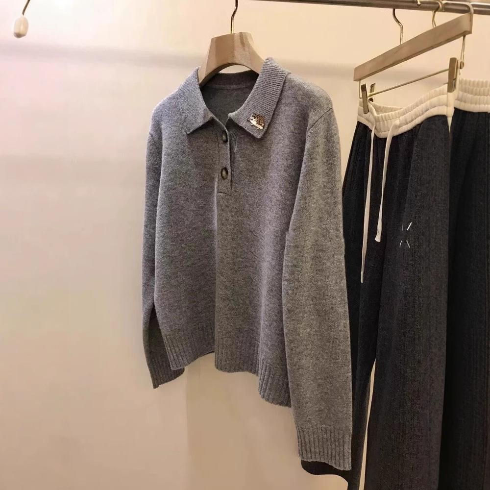 

Women s Winter Polo Neck Hedgehog Embroidery Thick Sweater Extra Large