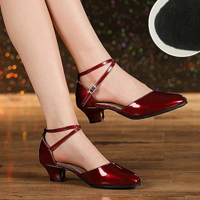 Fashion Women Shoes Fashion Comfortable Latin Dance Shoes Pumps for Women Glitter Leather Closed Toe Soft Sole Shoes Tango Ballroom Shoe