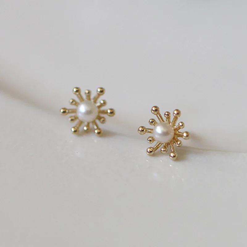 

Настоящее Серебро 925 Пробы Миниатюрные Серьги-Гвоздики Цветок с Жемчугом 18K для Женщин Вечеринки Изящные Украшения Минималистичные Элегантные Аксессуары