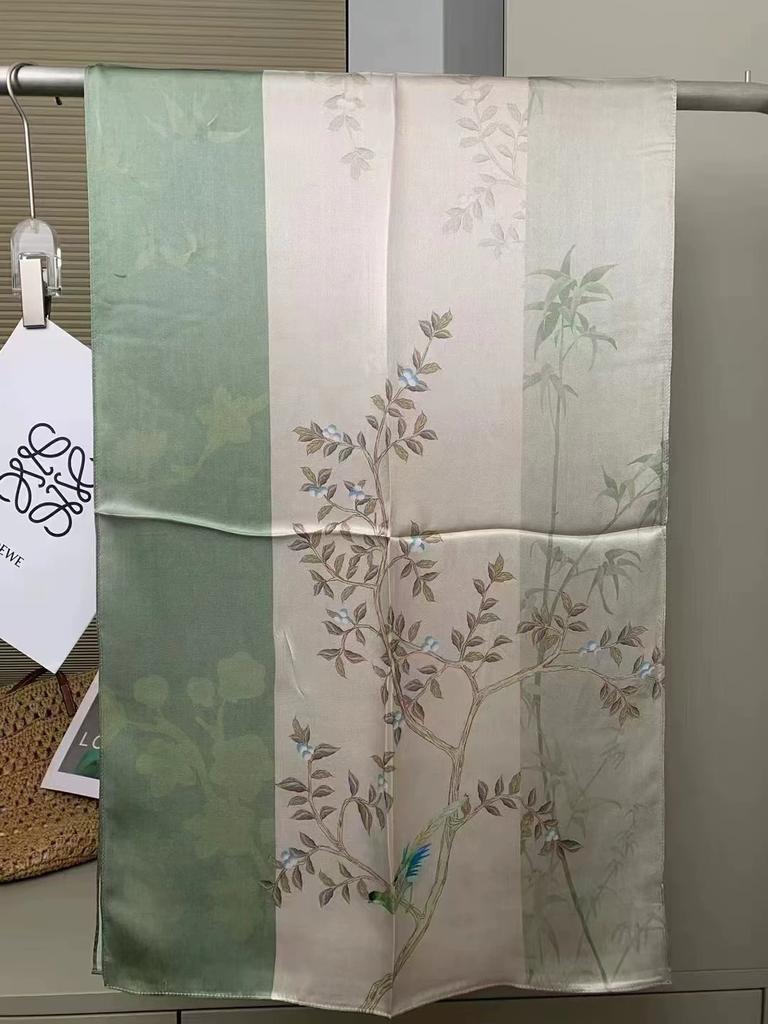 New Women Silk Scarf Long Pashmina Traditional Chinese Style 100% Mulberry Silk Scarf Business Gift Silk Scarves Gift for Mom