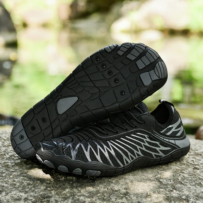 Lightweight Breathable Water Shoes Quick Drying Anti Slip Outdoor Activity Shoes Water Surfing Entertainment Men's Wading Shoes