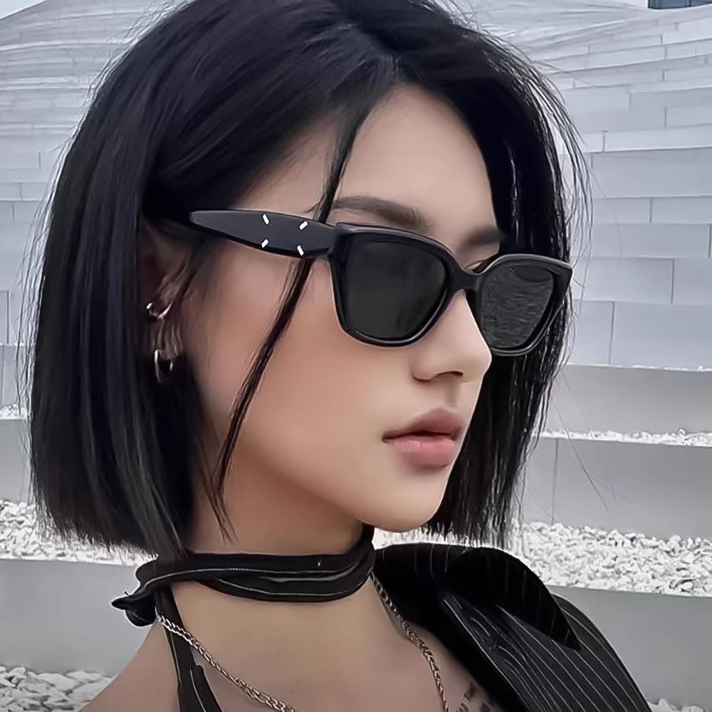 Moda Çerçevesiz Kadın Güneş Gözlüğü Vintage Tasarımcı Güneş Gözlükleri UV Gözlük Sürüş Gözlük Erkekler