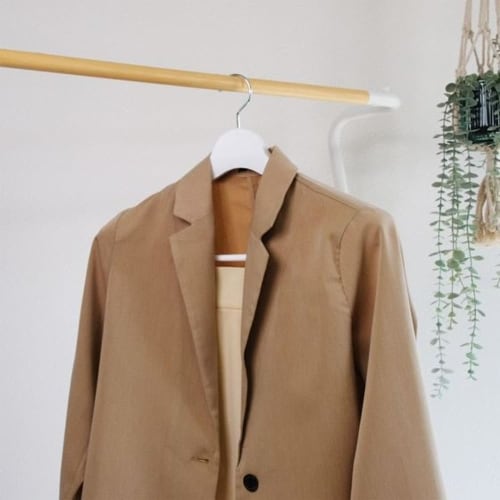 Shinko Hanger Suit Hanger Clips, 40cm Wide, 5cm Thick, Wide Design, Anti-Slip, Rotating Hooks, Stylish, for Suits, Shirts, Jackets, and Coats, Made In