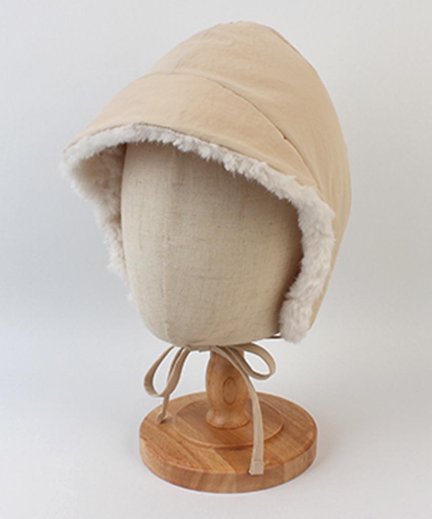 Yunibeosyeolkemiseuteuli Bio Poly Fur Beige Bonnet Hat