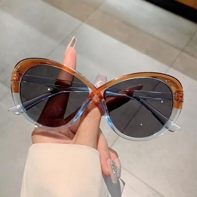 New Butterfly Frame Sunglasses Fashionable and Unique Color-Block Shades for Women Trendy Street Photography Eyewear