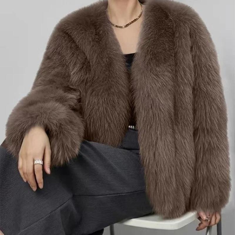 Krótki modny płaszcz z sztucznego futra z dekoltem w serek, lis, puszysty plusz, odzież damska