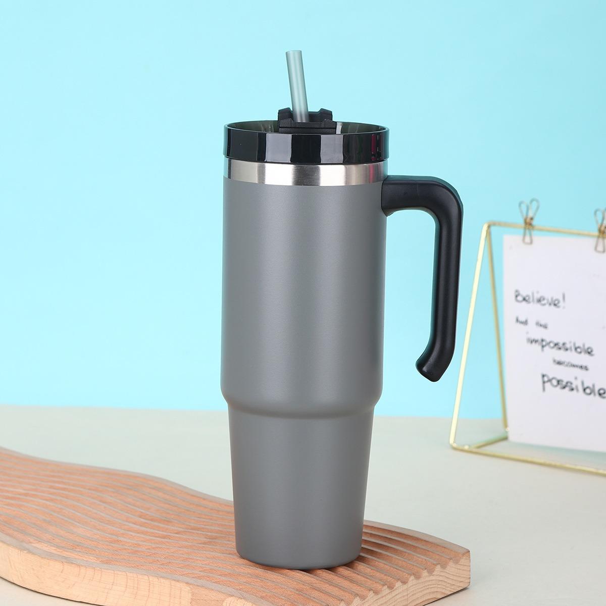 

30 унций соломенная термокружка из нержавеющей стали 304 с ручкой, большая емкость, термоизолированная, двухслойная вакуумная кофейная чашка 401-500ml светло-серый