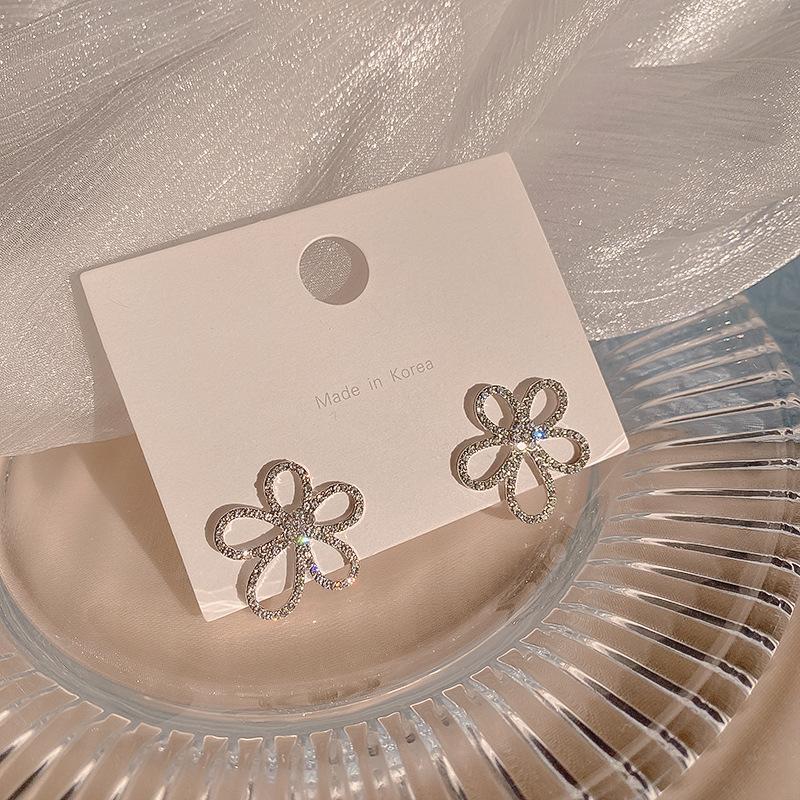 Korean Fashion Statement Luxury Silver Color Zircon Flower Earrings Accessories for Women Party Cute Earring Aesthetic Jewelry