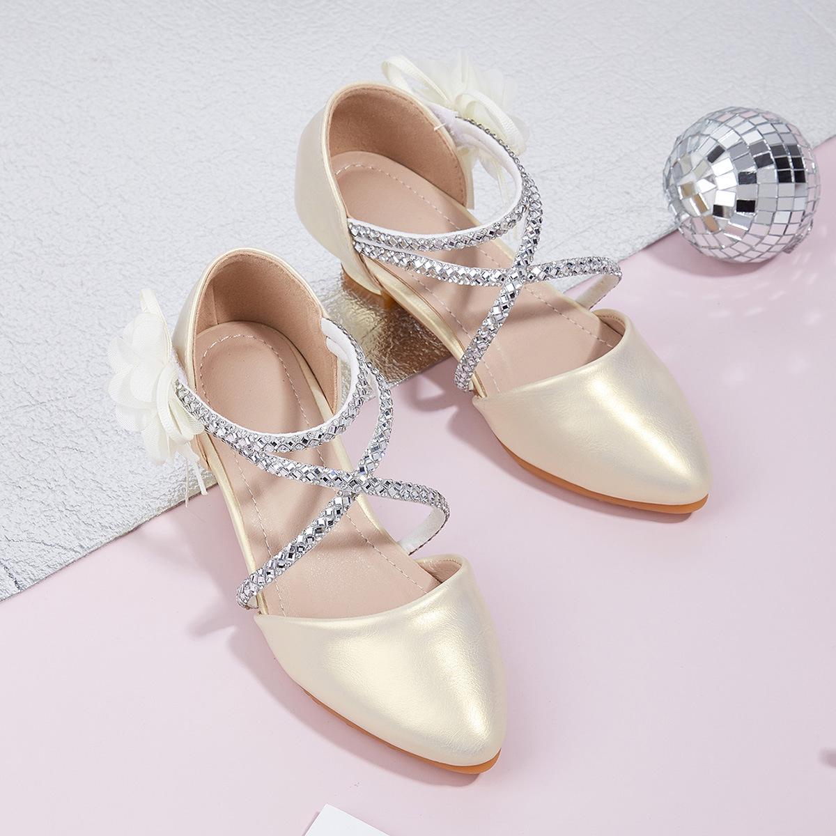 

Дівчачі туфлі-сандалі принцеси з квітами з гострим носком - Масивний каблук, Порожнистий дизайн для весни/літа 2025 33