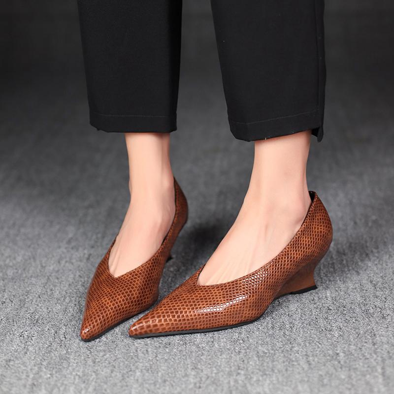 

Fashion Moccasins Shoes for Women High Heels Block Heel Stylish Fashion Quick Delivery with Discount Chic and Elegant Woman Pumps 41 коричневий