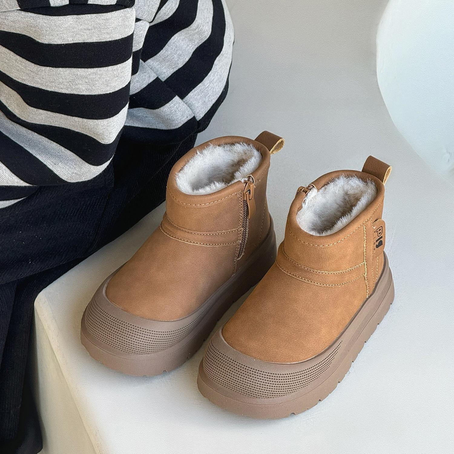 

Зимние детские теплые сноубутсы из натуральной кожи для девочек, флисовая подкладка и утолщенные хлопковые короткие ботинки, водонепроницаемые и защищающие от ударов хлопковые ботинки для мальчиков 36 верблюд