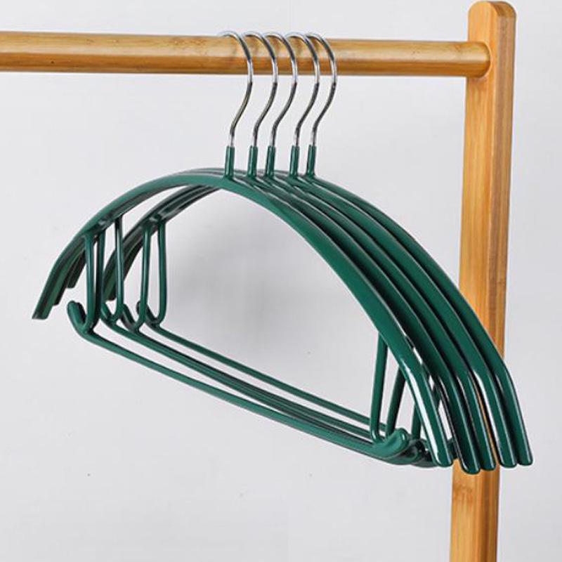 Seamless Semi-Circular Non-Slip Plastic Clothes Hanger for Wet & Dry Use