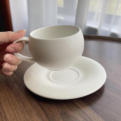 Tazza e Sottotazza in Ceramica con Motivo a Pietra Satinata Retro per Caffè Latte Art