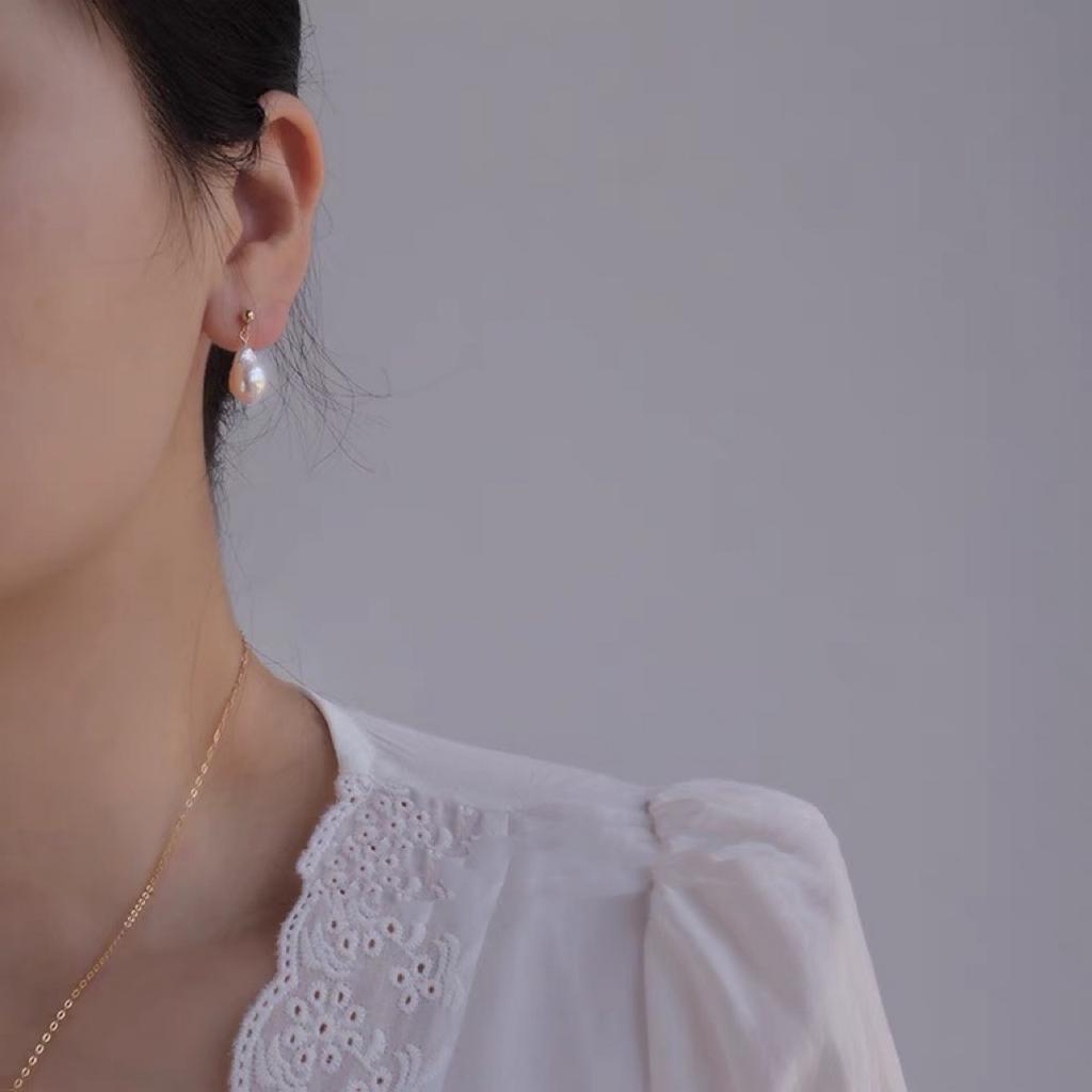 Vintage pleated water drop-shaped ak baroque pearl stud earrings 925 silver needles, 14k gold-plated natural special-shaped long and short styles
