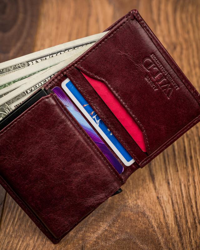 Small Leather Wallet with RFID Protection Stop - Always Wild